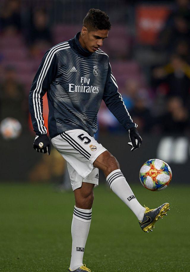 包含集结日国王杯焦点战，纽卡斯尔复出首秀，态度坚定，赛季目标并未改变的词条