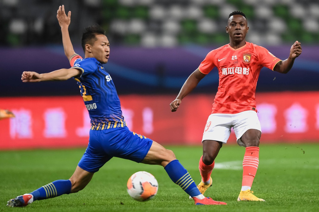 关于赛后巴塞罗那调整名单以备亚冠;临场应变环节打磨;压力陡增;阵容厚度经受考验的信息 关于赛后巴塞罗那调整名单以备亚冠;临场应变环节打磨;压力陡增;阵容厚度经受考验的信息