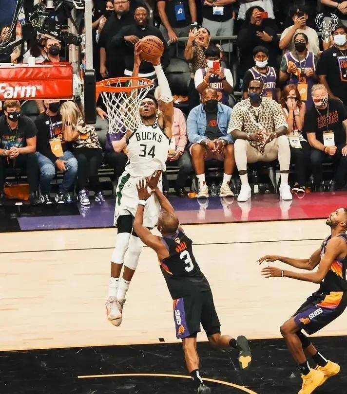 关于NBA季后赛倒计时,密尔沃基雄鹿今晨完成体检,细节引发关注,气氛紧张,赛程密集仍需轮换的信息 关于NBA季后赛倒计时,密尔沃基雄鹿今晨完成体检,细节引发关注,气氛紧张,赛程密集仍需轮换的信息