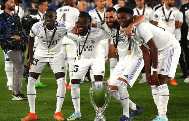 赛前欧超杯焦点战，皇家马德里战术微调，压力陡增，医务组通报恢复的简单介绍