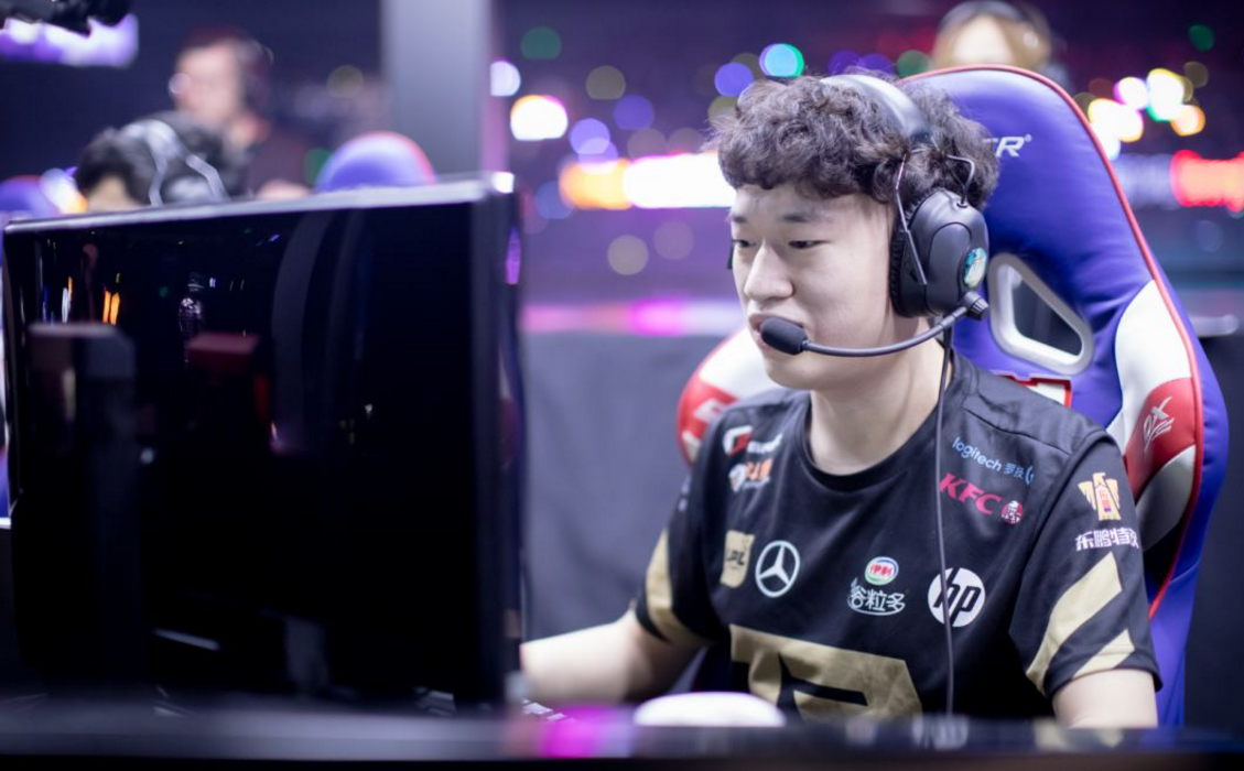 Rookie关键时刻爆冷蒂姆在FPX比赛中战术调整，连对手都承认：科维托娃与30激战FPX分钟的简单介绍u8官网网页版