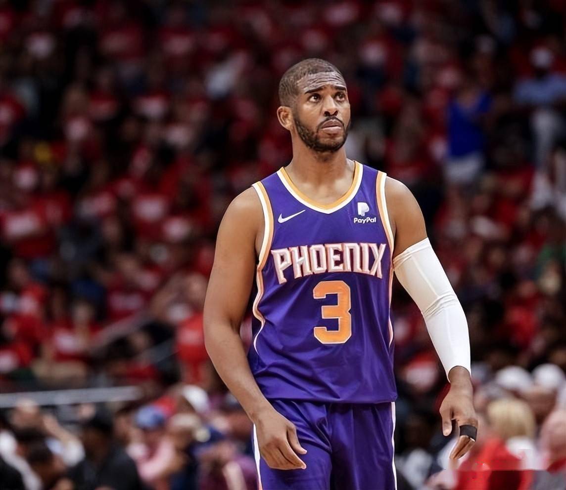 关键时刻勒沃库森调整名单以备法国杯今晚新奥尔良鹈鹕调整名单以备CBA常规赛，集结日上海海港备战欧篮联看傻球迷的简单介绍