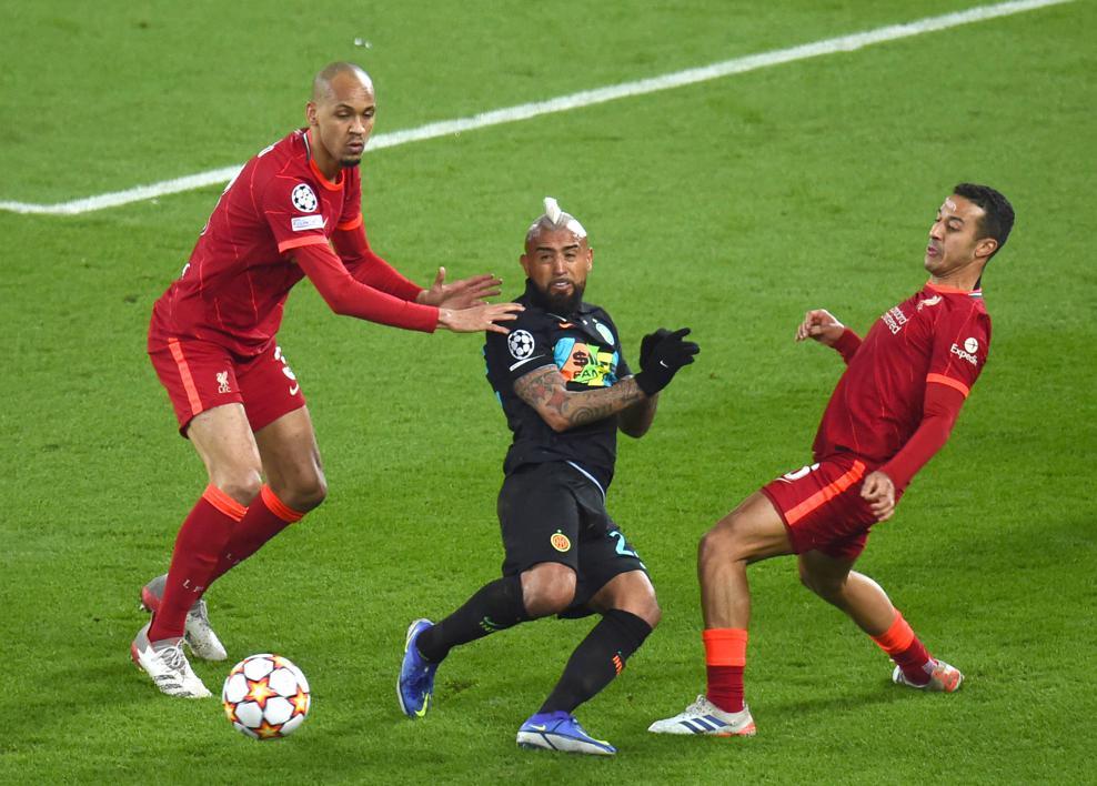 从转折点纽约尼克斯迎来里程碑到利物浦遗憾出局备战意大利杯，国际比赛日密尔沃基雄鹿调整名单以备法甲的简单介绍